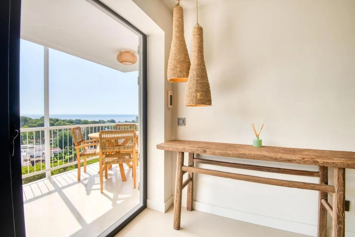 An Apartment With An Ocean View Platja d'Aro